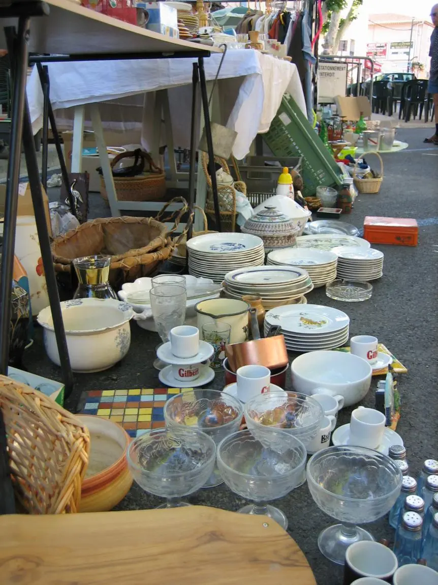 Foire antiquités, brocante et vide-greniers de la Saint Jean