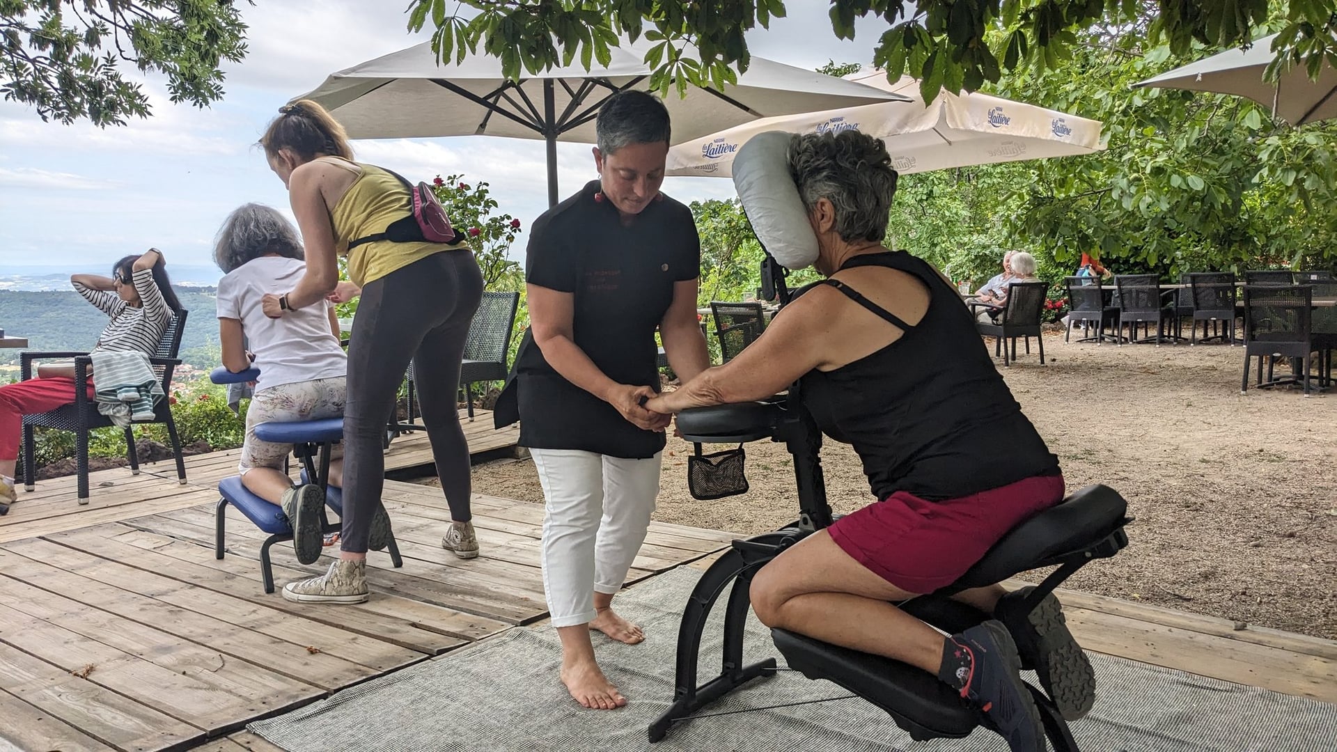 Randonnée Massage aux alentours de Tournoël