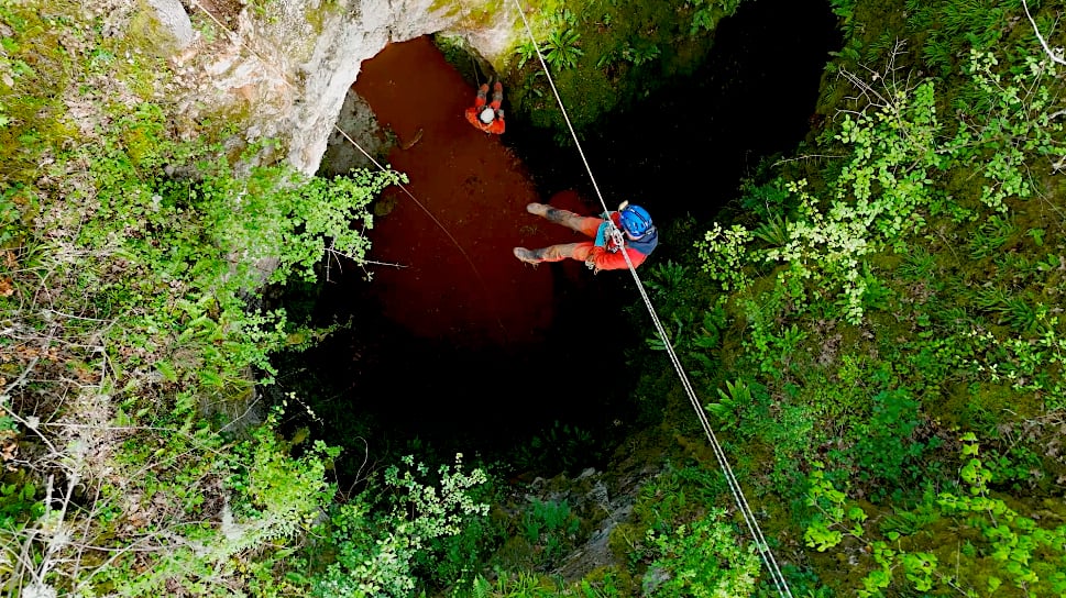 Projection du documentaire : "Dans les gouffres à fossiles du Quercy"