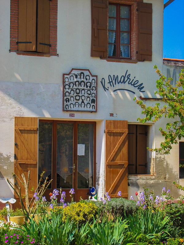 ILLUMINE TON VILLAGE