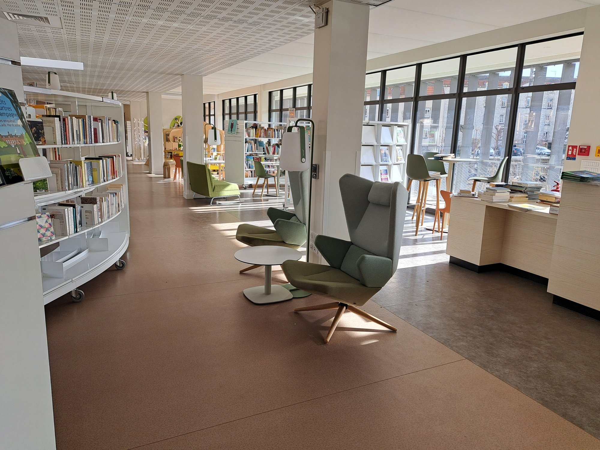 DÉBAT LIBÉRER L'INFORMATION LES MÉDIAS INDÉPENDANTS ROUVRENT LE JEU