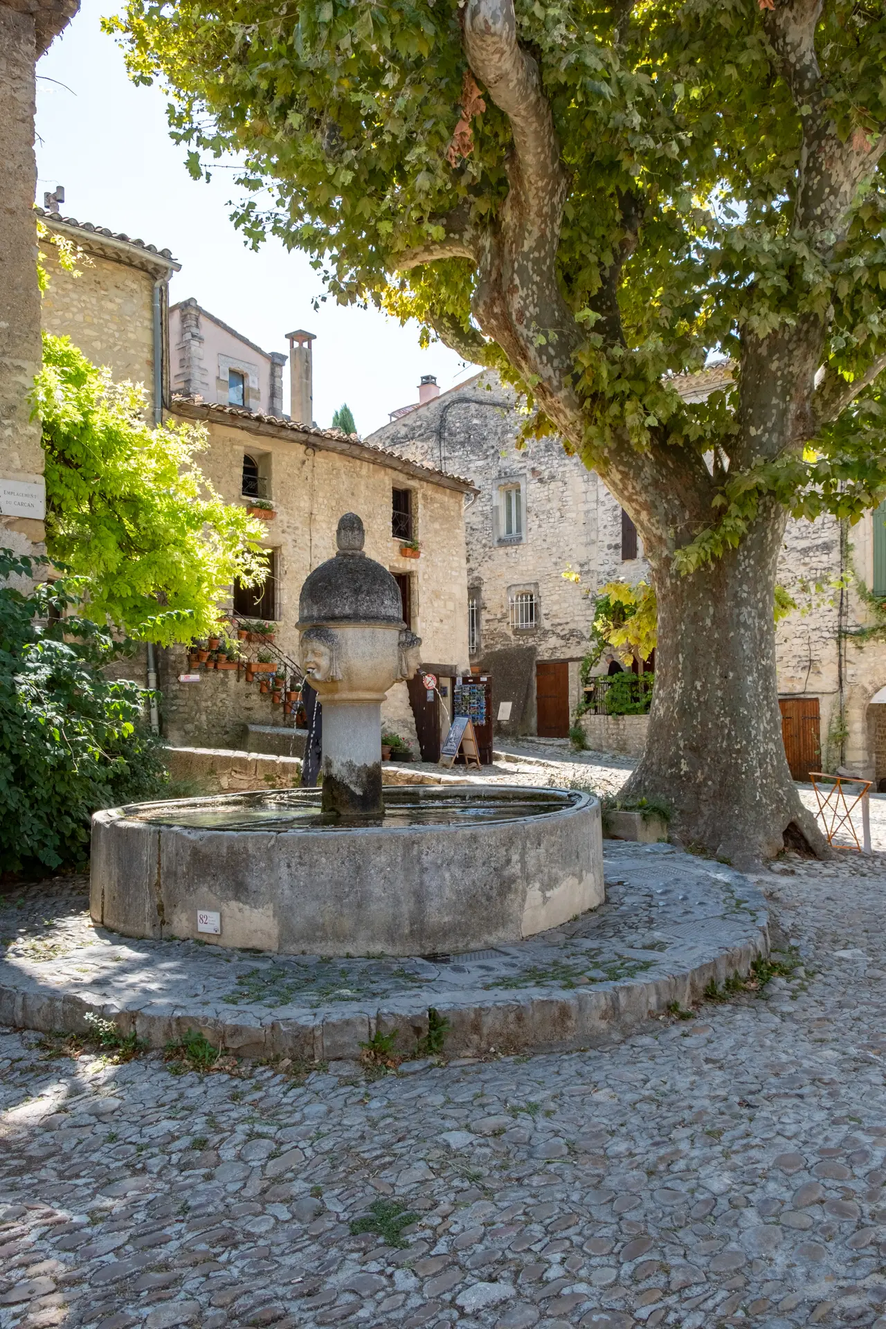 Les visites guidées estivales de la Haute Ville - Parc Archéologique