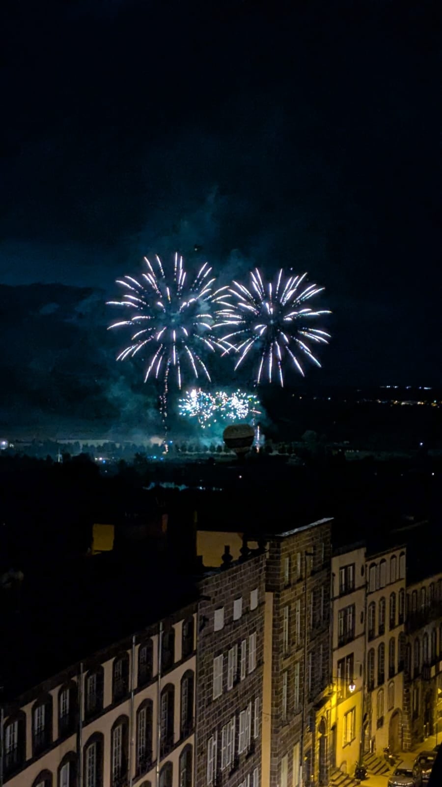 Les Spéciales : feux d'artifice sur le patrimoine