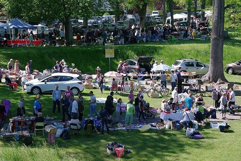 Vide grenier des promenades de st evre