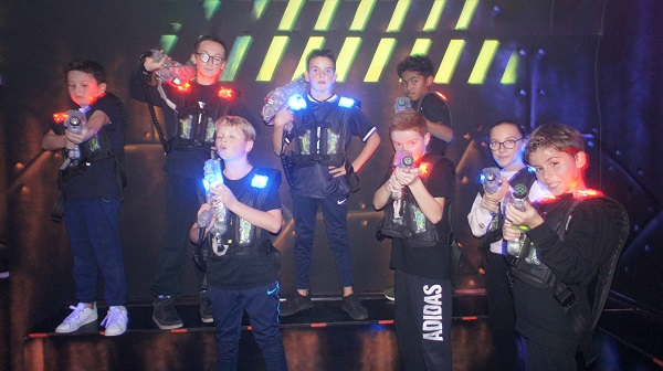 Stage sportif "laser games, escalade, neoball, spiderlaser" (8-14 ans)