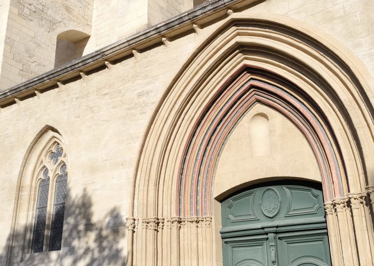Visite commentée : la Collégiale, son histoire et ses mystères