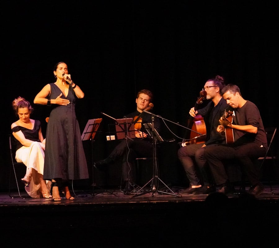 Fado em Movimento