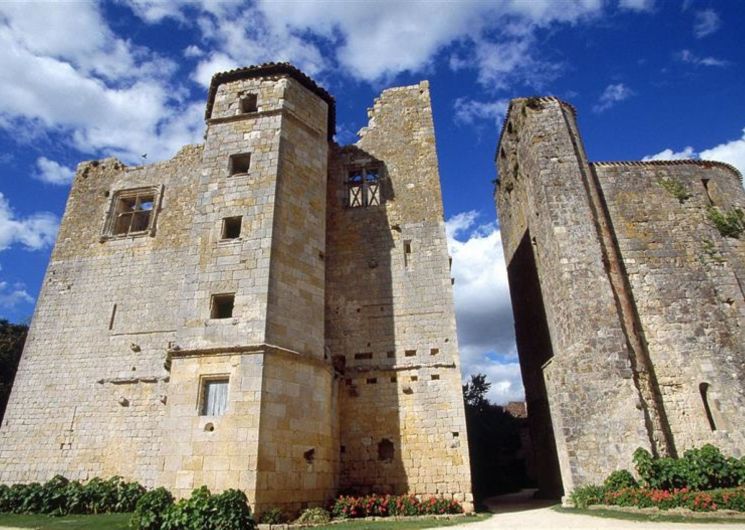 Larressingle – La visite dont vous êtes le héros