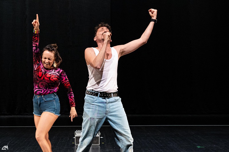 Un été en blanc : Single de la Cie la Soeur de Shakespeare