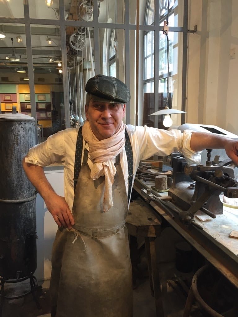 Visite guidée théâtralisée insolite avec l’père Louis