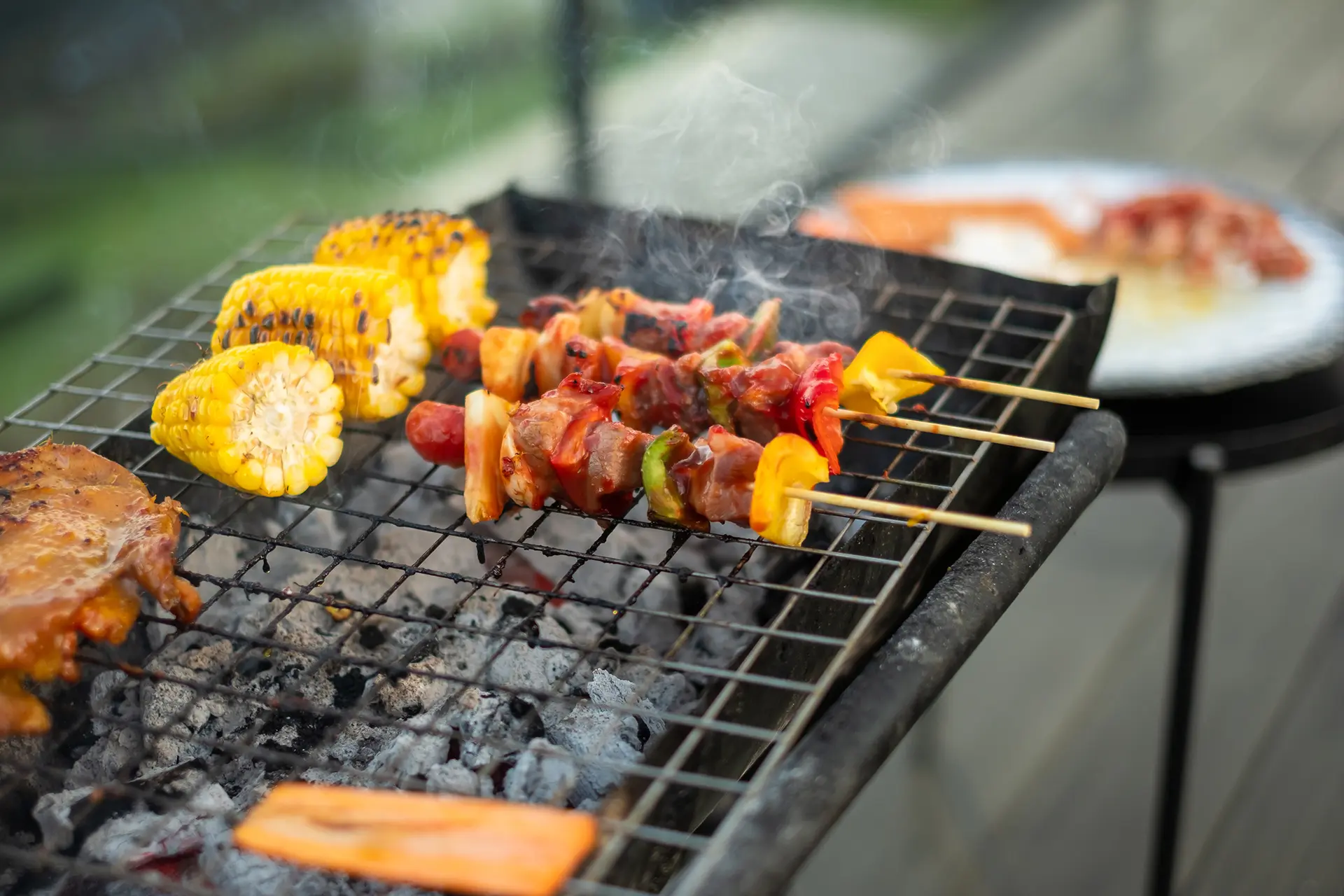 Barbecue sur le front de neige