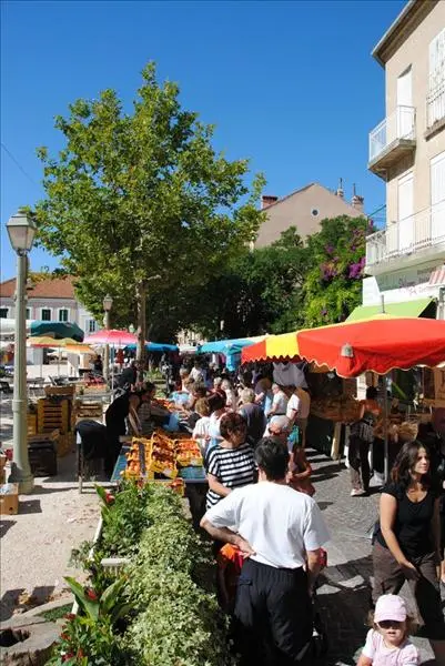 Le marché de Carqueiranne