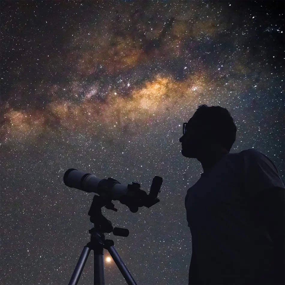 Atelier thématique : La tête dans les étoiles - éclipse solaire