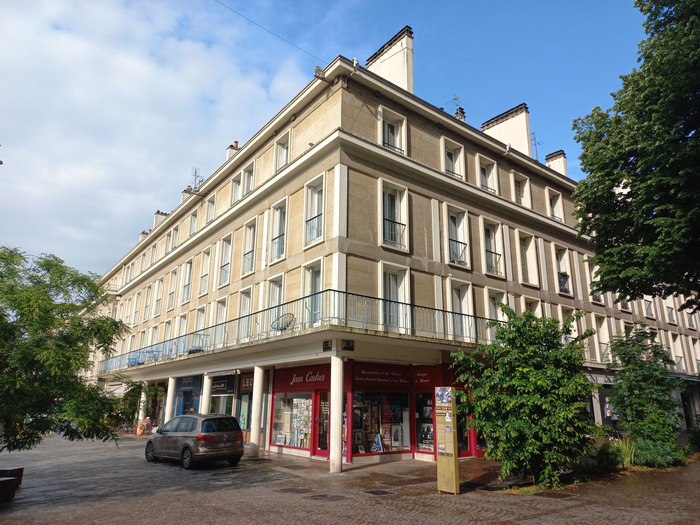Au sud de la Cathédrale : la Reconstruction
