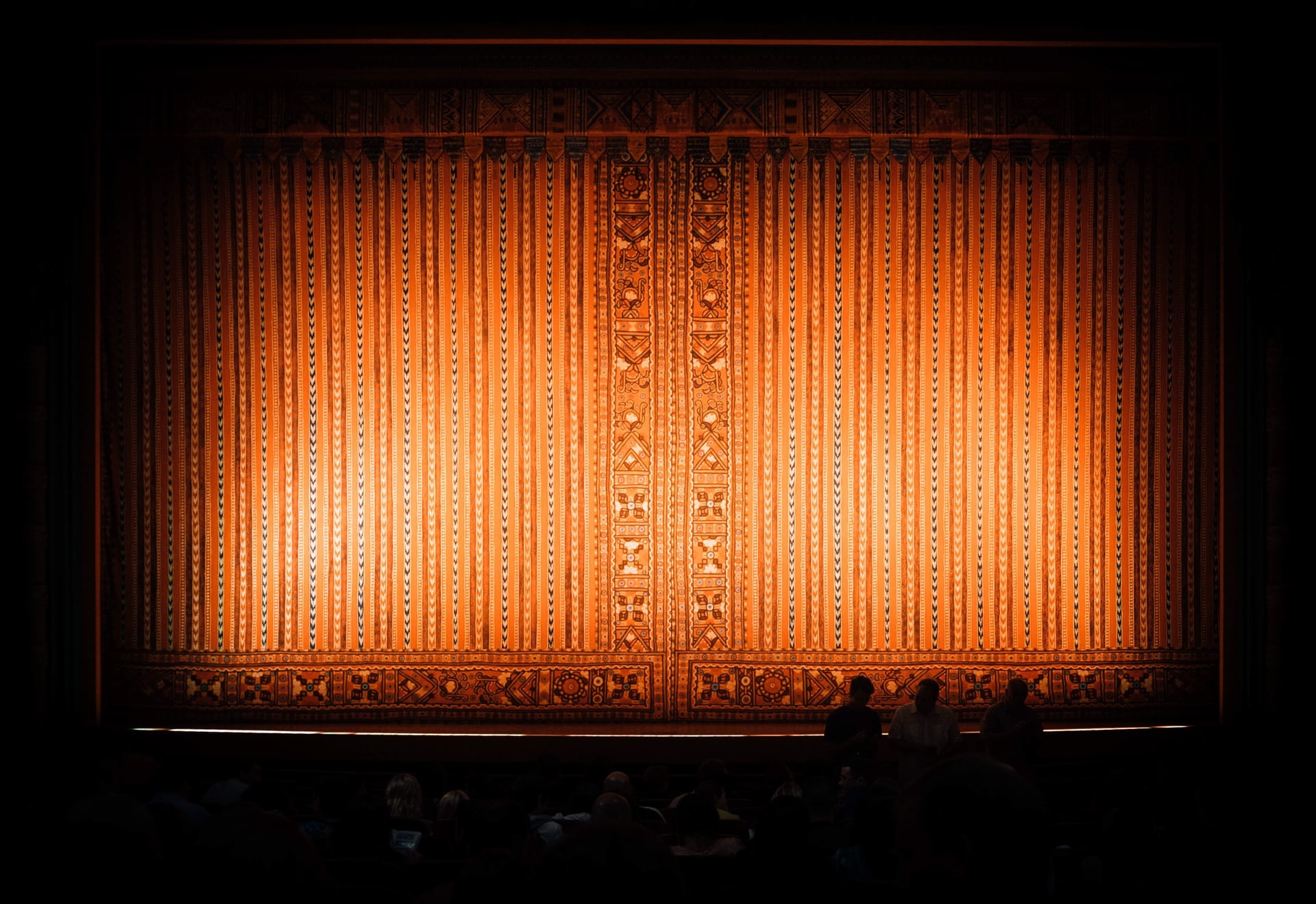 Théâtre "l'heureux élu"