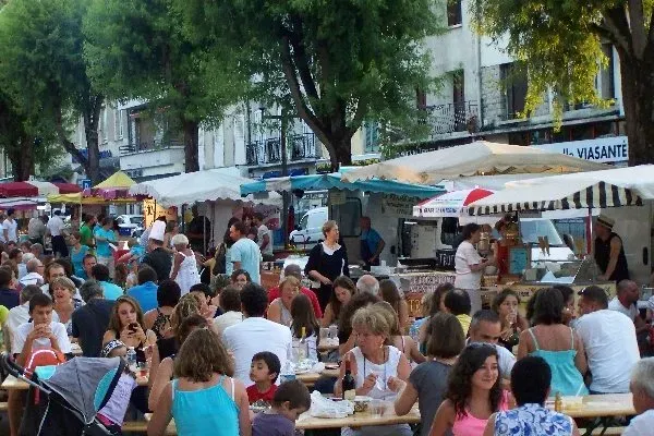 Marché nocturne des Producteurs de Pays