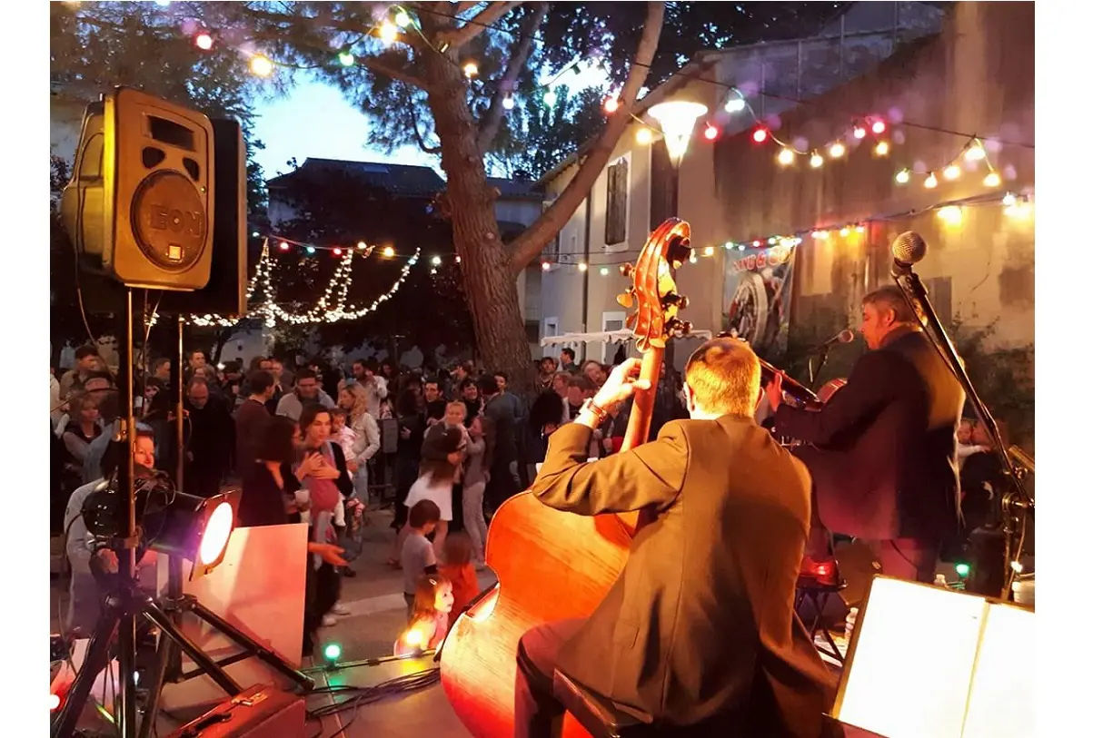 Le Bal des Teinturiers