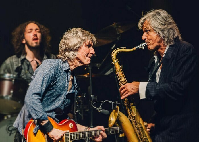 The Dire Straits Experience