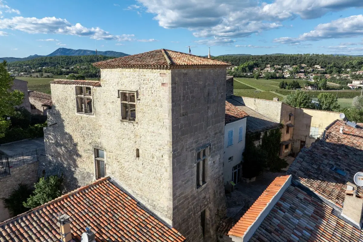 Visite guidée : Carcès, un voyage au temps des seigneurs