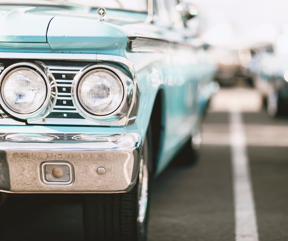 Fêtes d'Eugénie : exposition de voitures anciennes