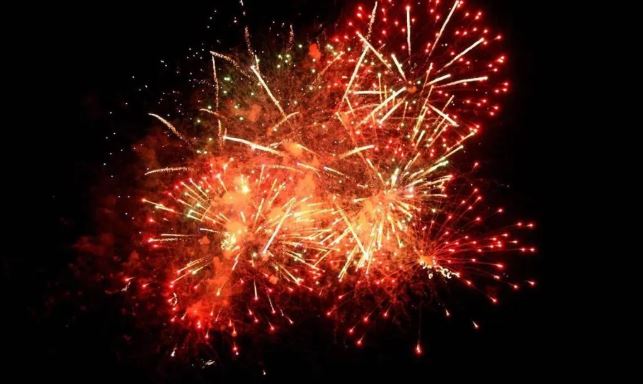 Feu d'artifice à Lion-sur-Mer