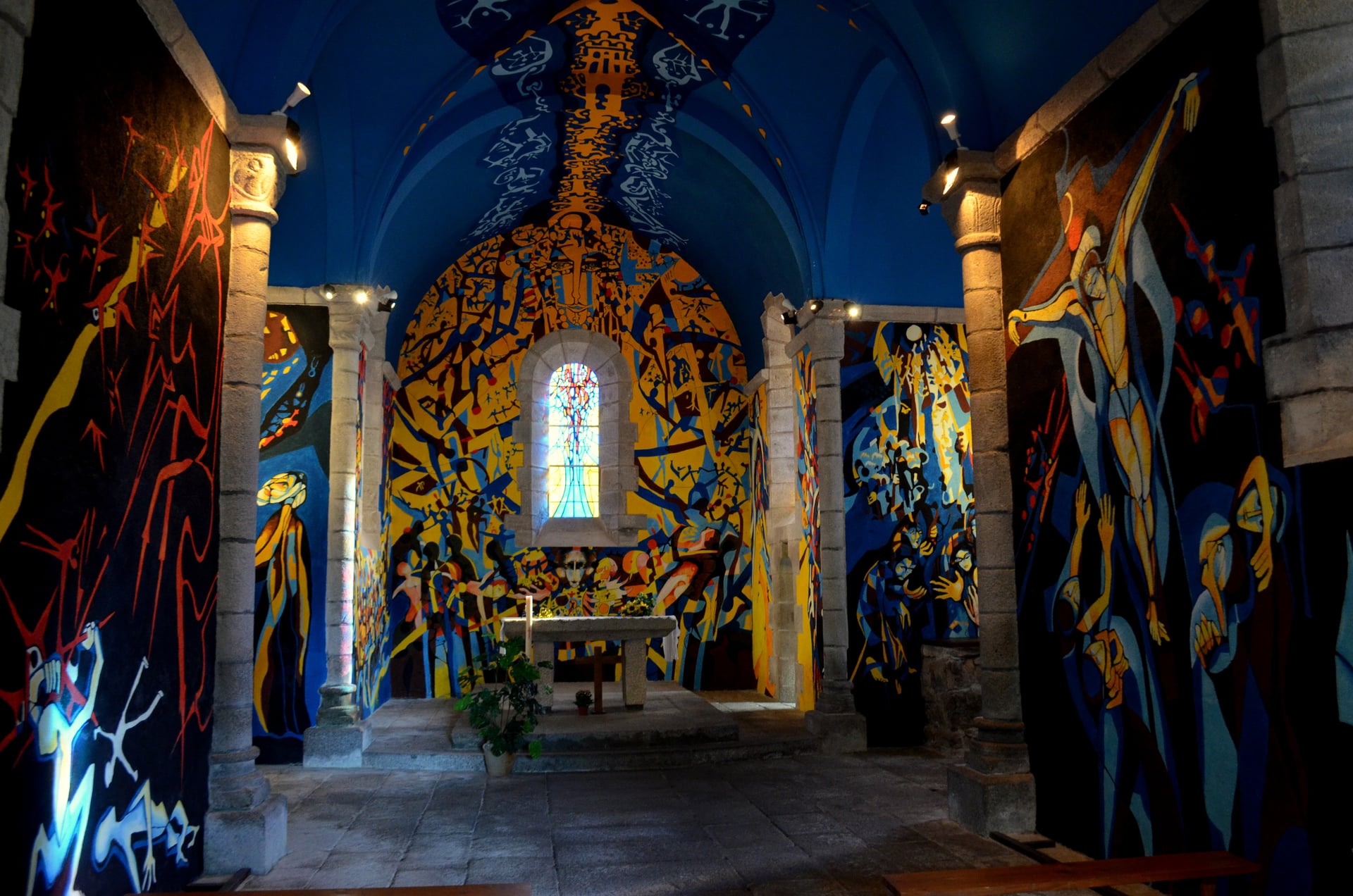 Journées européennes du Patrimoine "Visite commentée - 40 ans : premier coup de pinceau dans l'église"