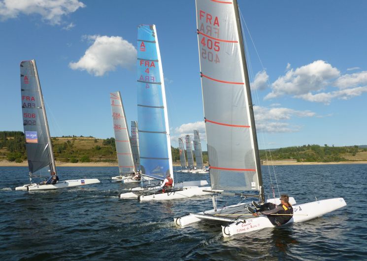 RÉGATE WETA NAUSSAC