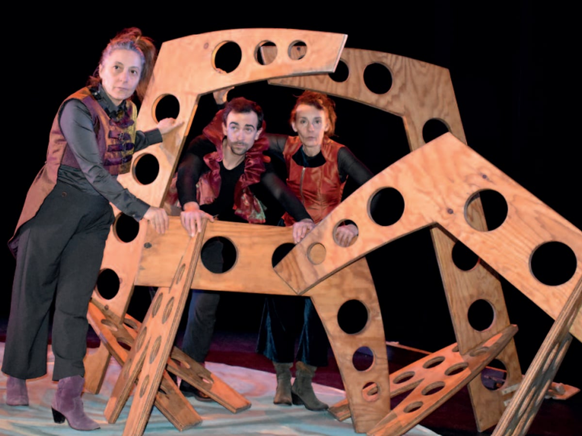 JE ME FAIS PEUR RIEN QUE DE PARLER DE MOI