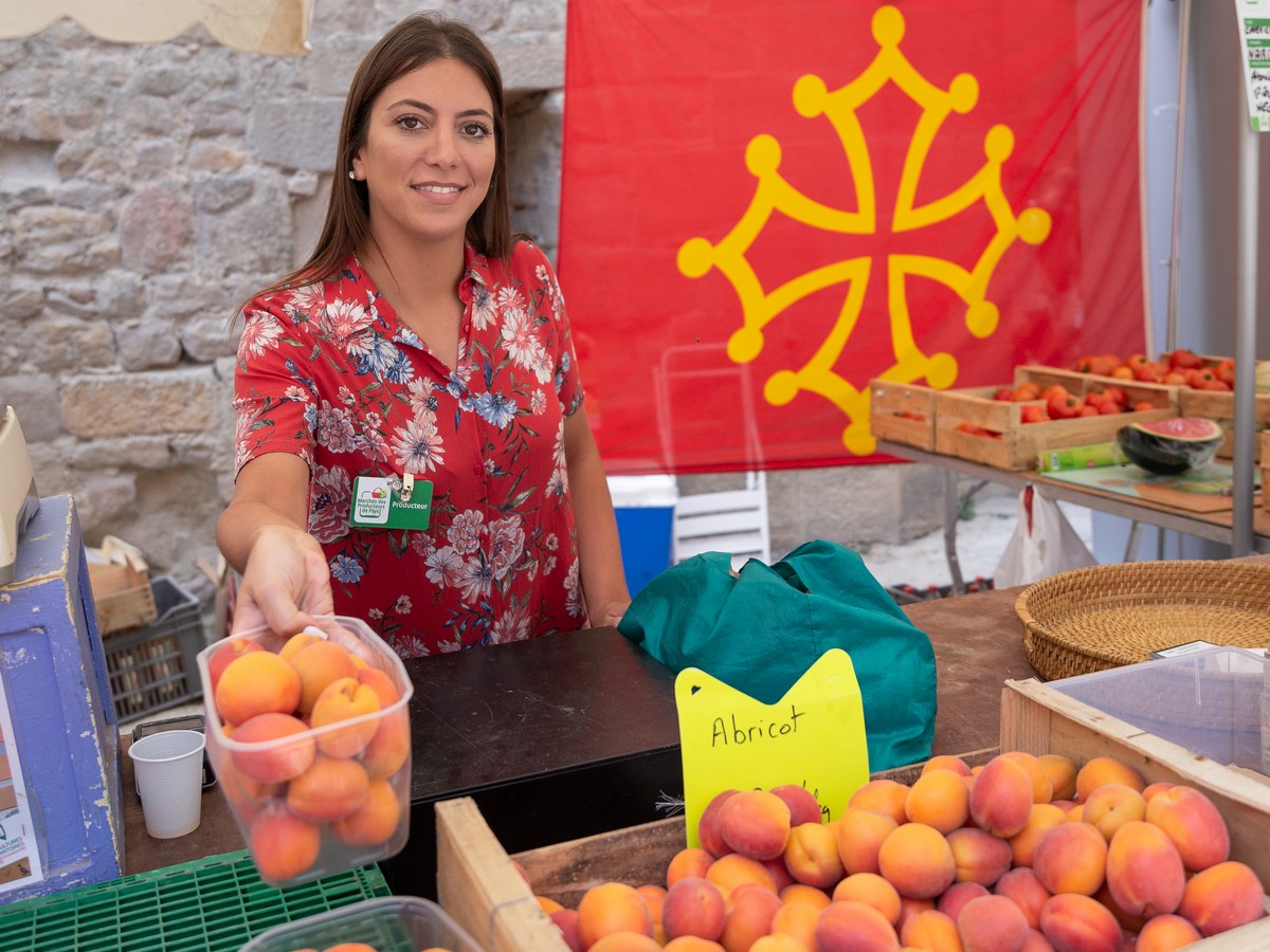 MARCHÉ DES PRODUCTEURS DE PAYS