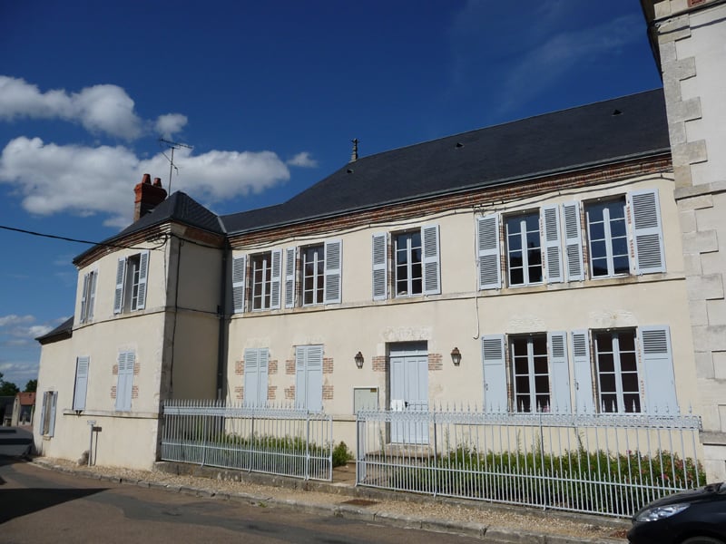 Exposition "Insolite" : photos, peintures et artisanat