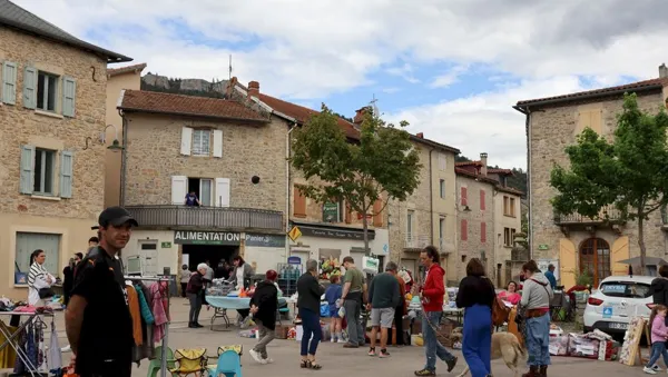 Vide grenier école Marie Rouanet
