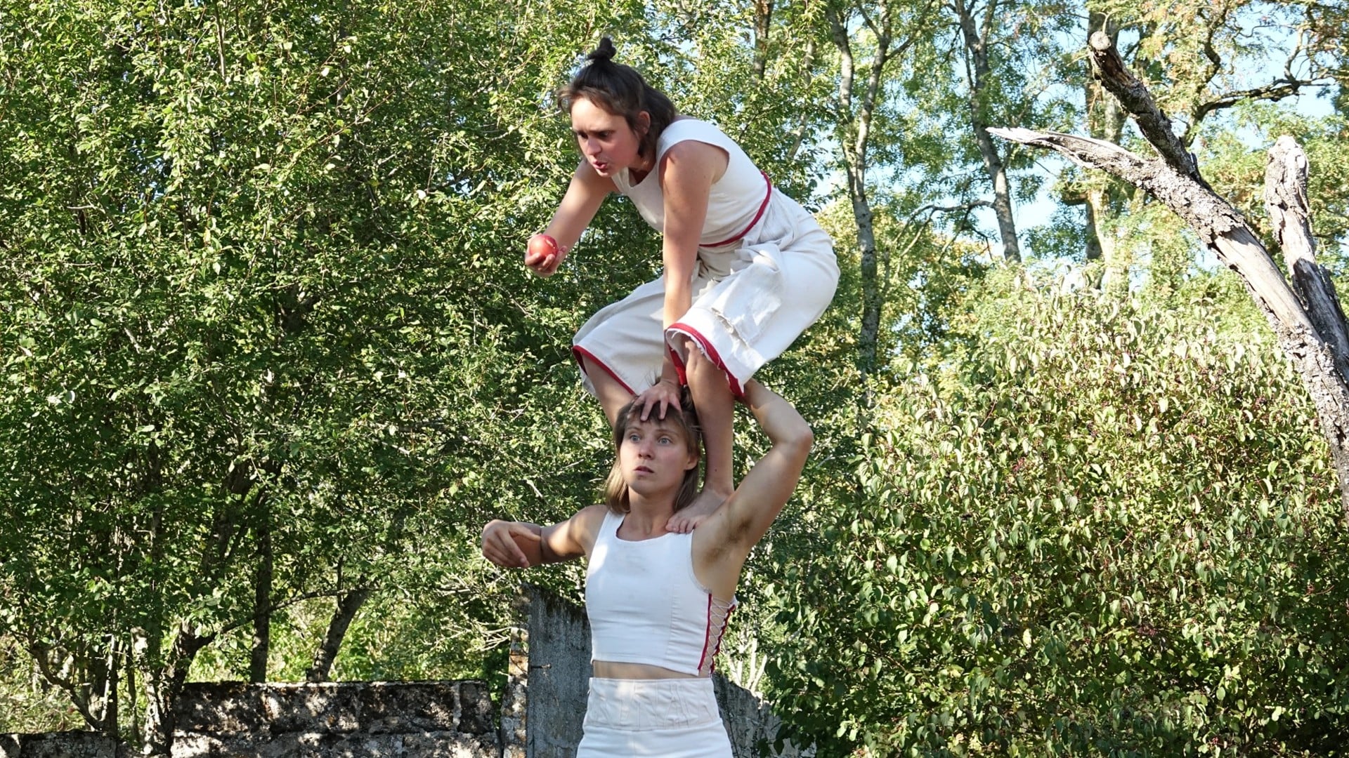 Place aux Mômes : La Pomme – Cie Eve&Eve