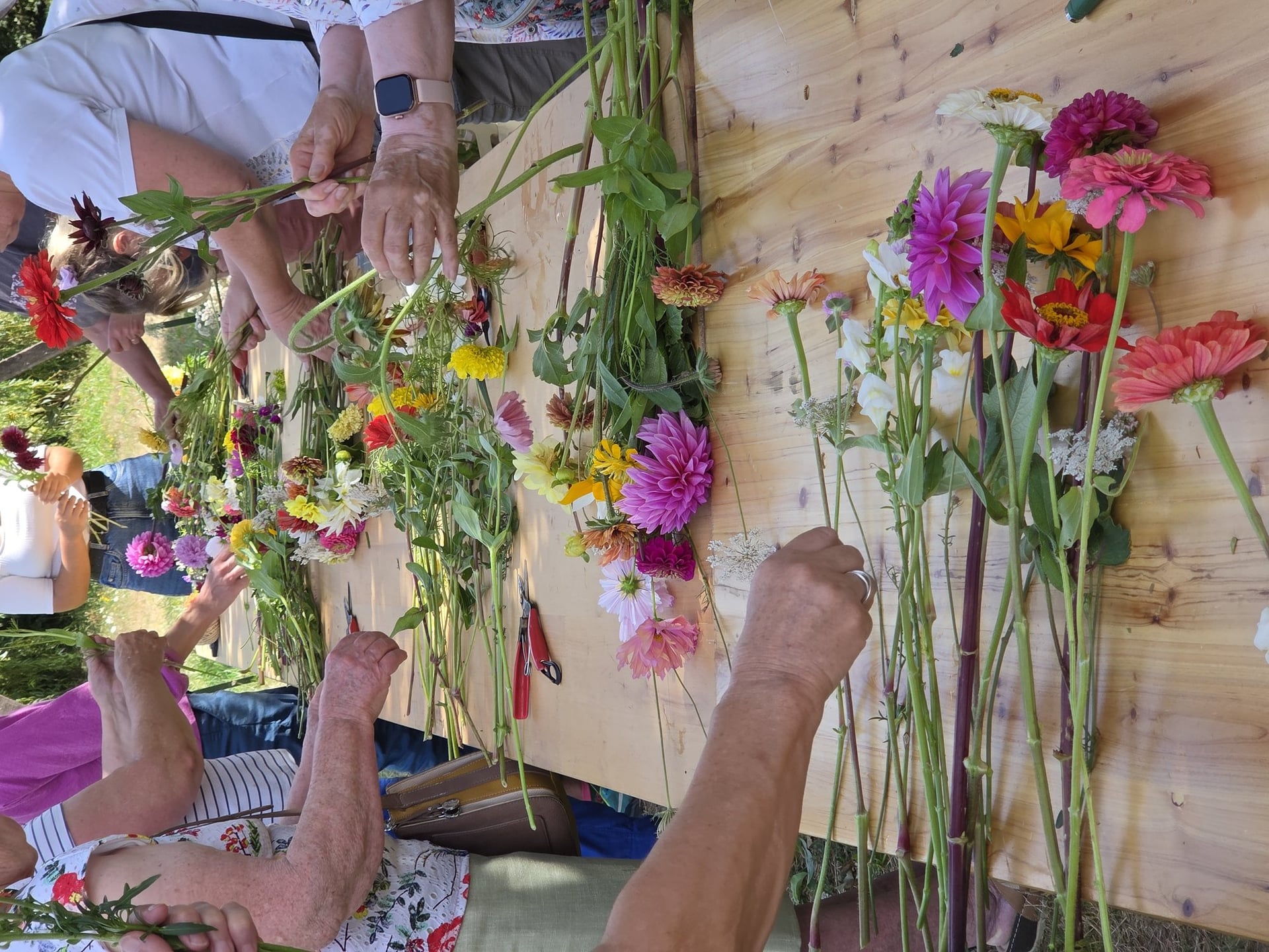 Atelier confection d'un bouquet de fleurs