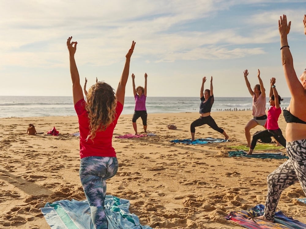 Découverte du yoga sur la plage