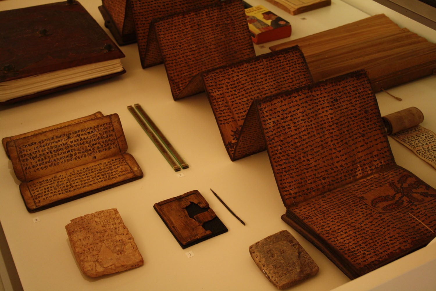 Visite Guidée Famille sur les "Supports de l’Écrit"