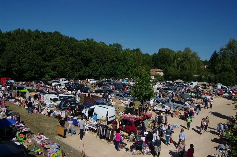 Brocante - vide-grenier