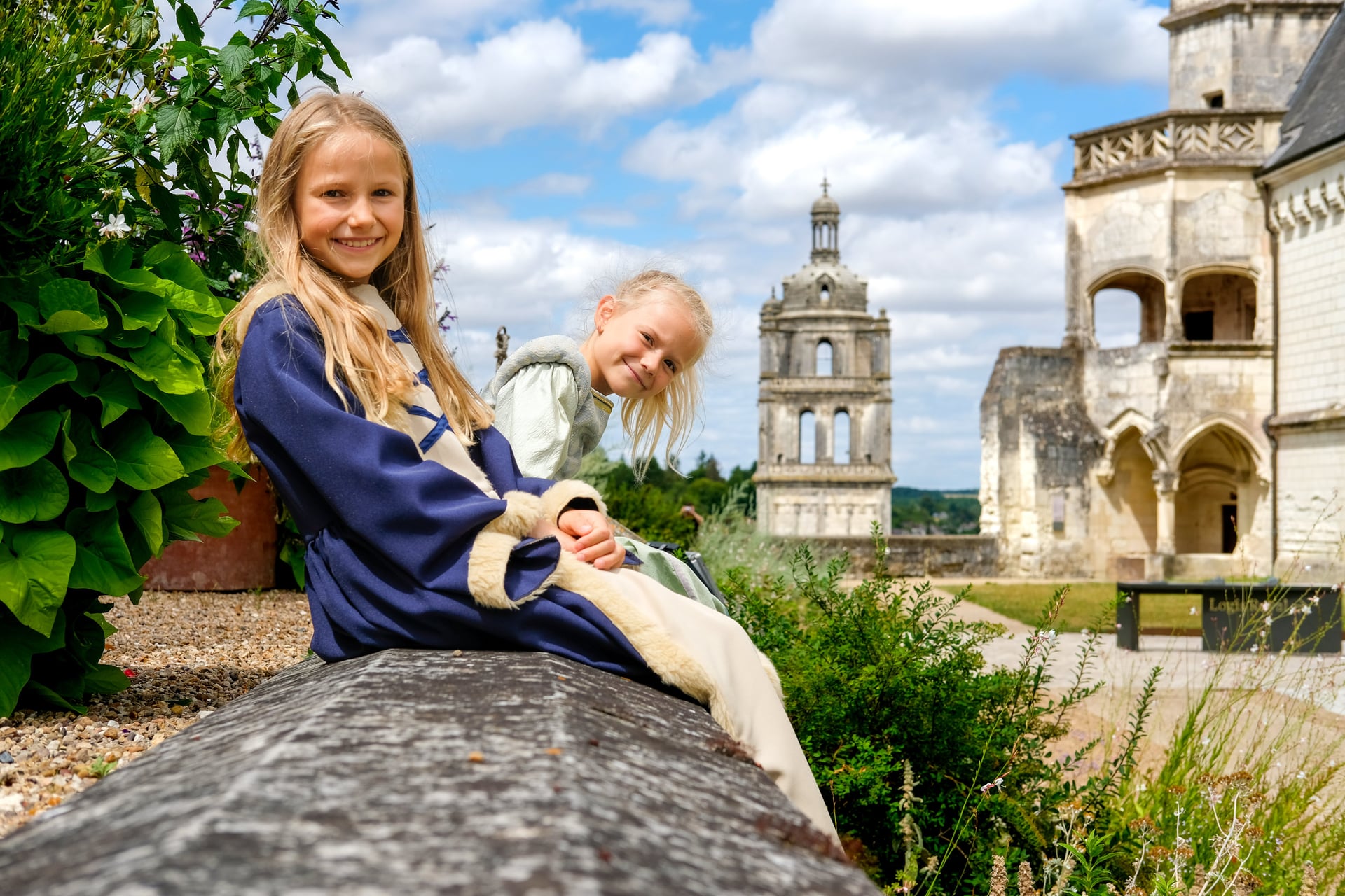 L'enfance d'un roi : prêt de costumes et de jeux médiévaux