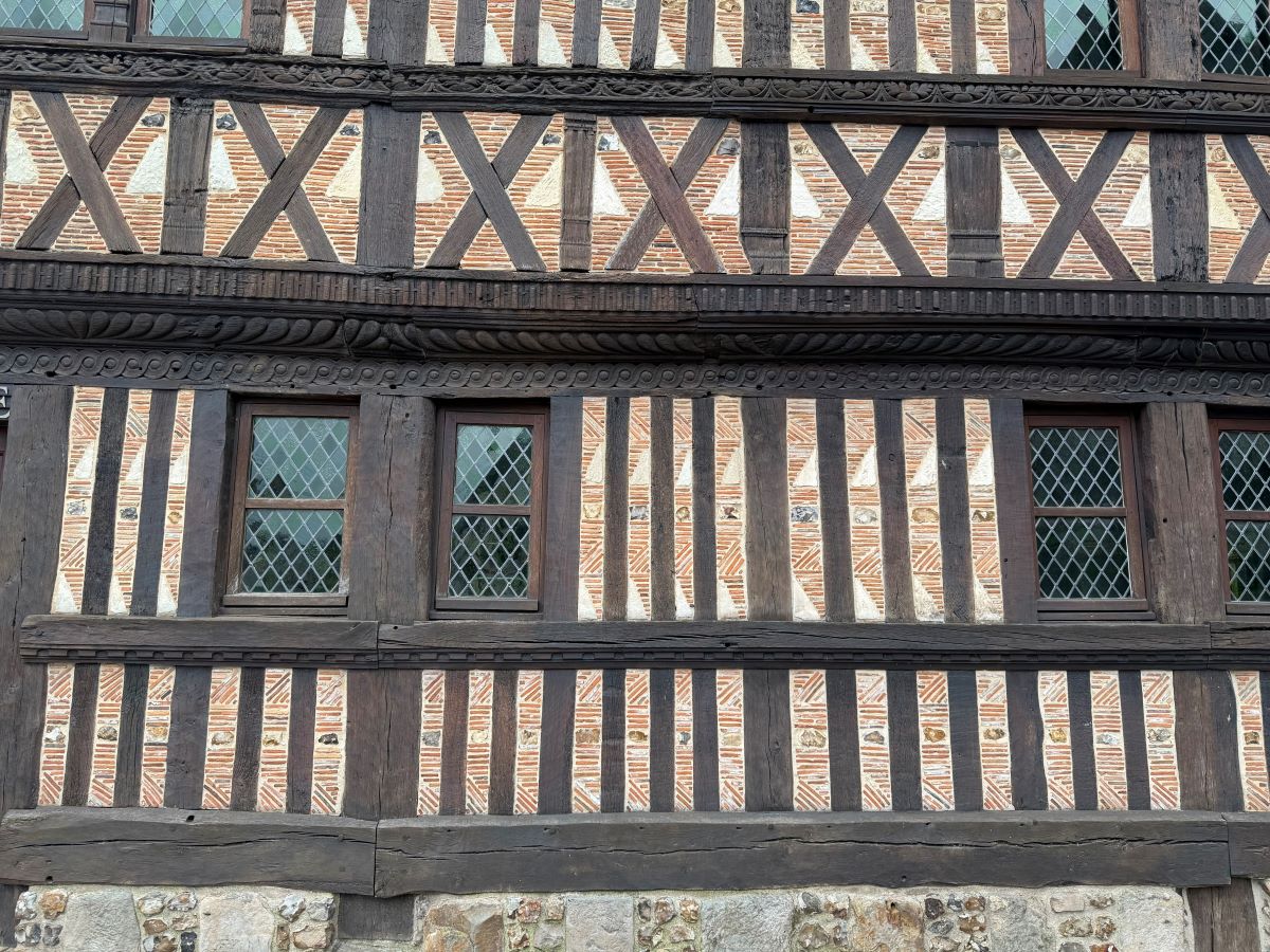 Les Étonnants Patrimoines : Inspiration Pan de bois