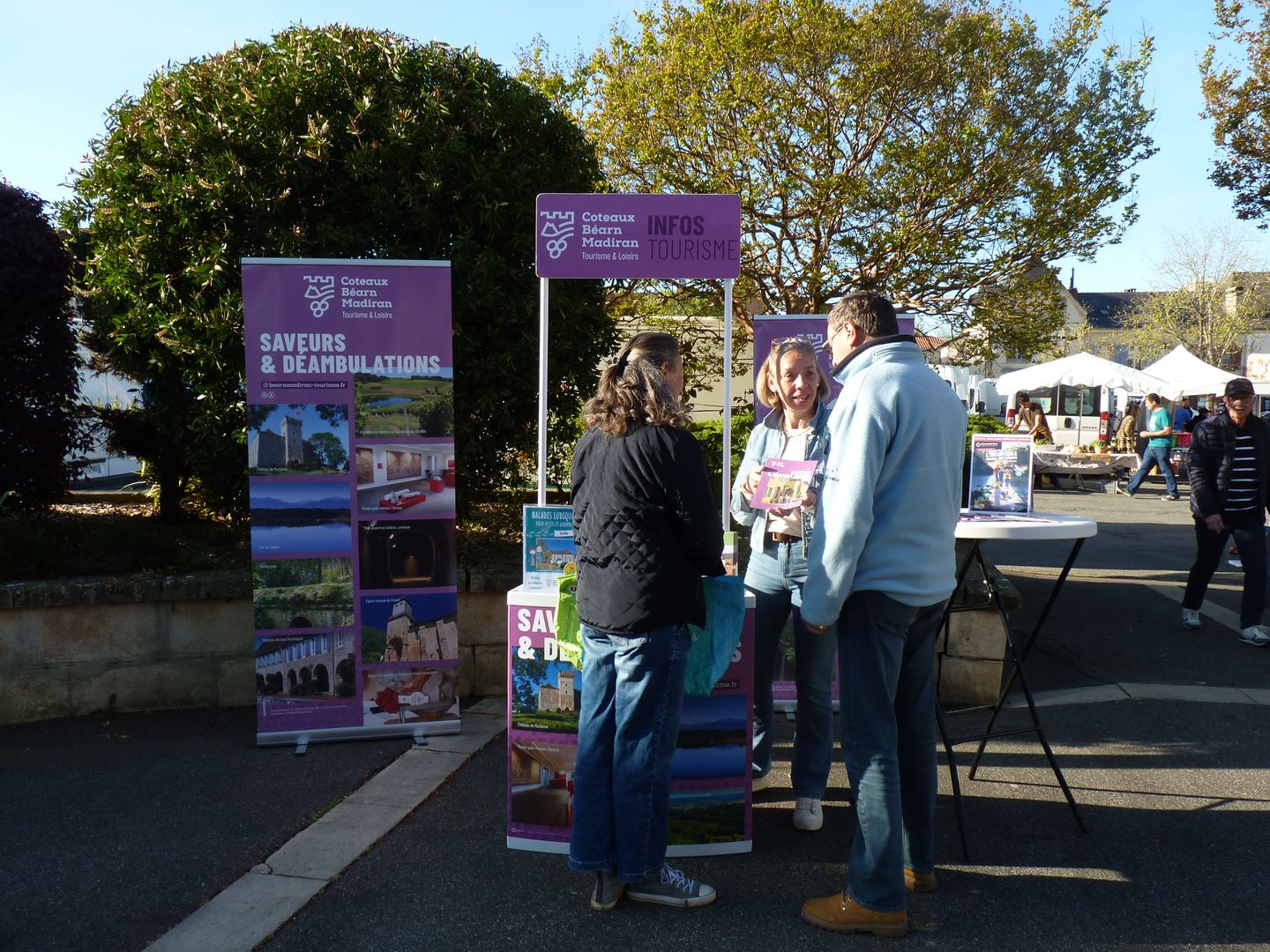 Le stand « tourisme & loisirs » Coteaux Béarn Madiran s’invite !