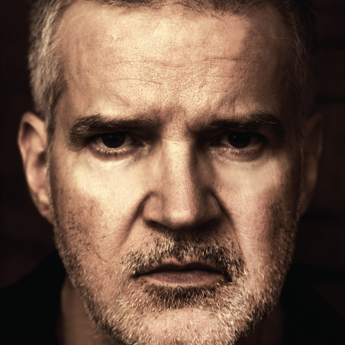 LLOYD COLE (SOLO)