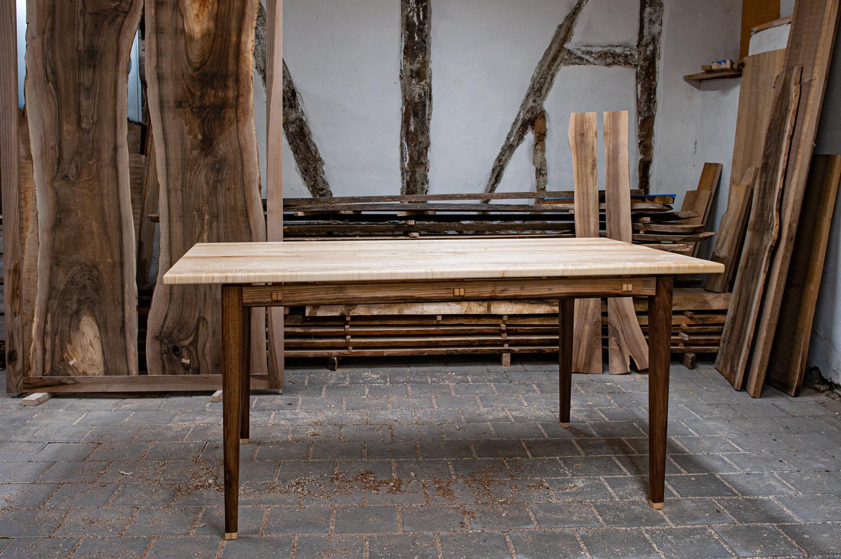 DÉCOUVERTE DE L’ATELIER - DU BOIS AU MOBILIER