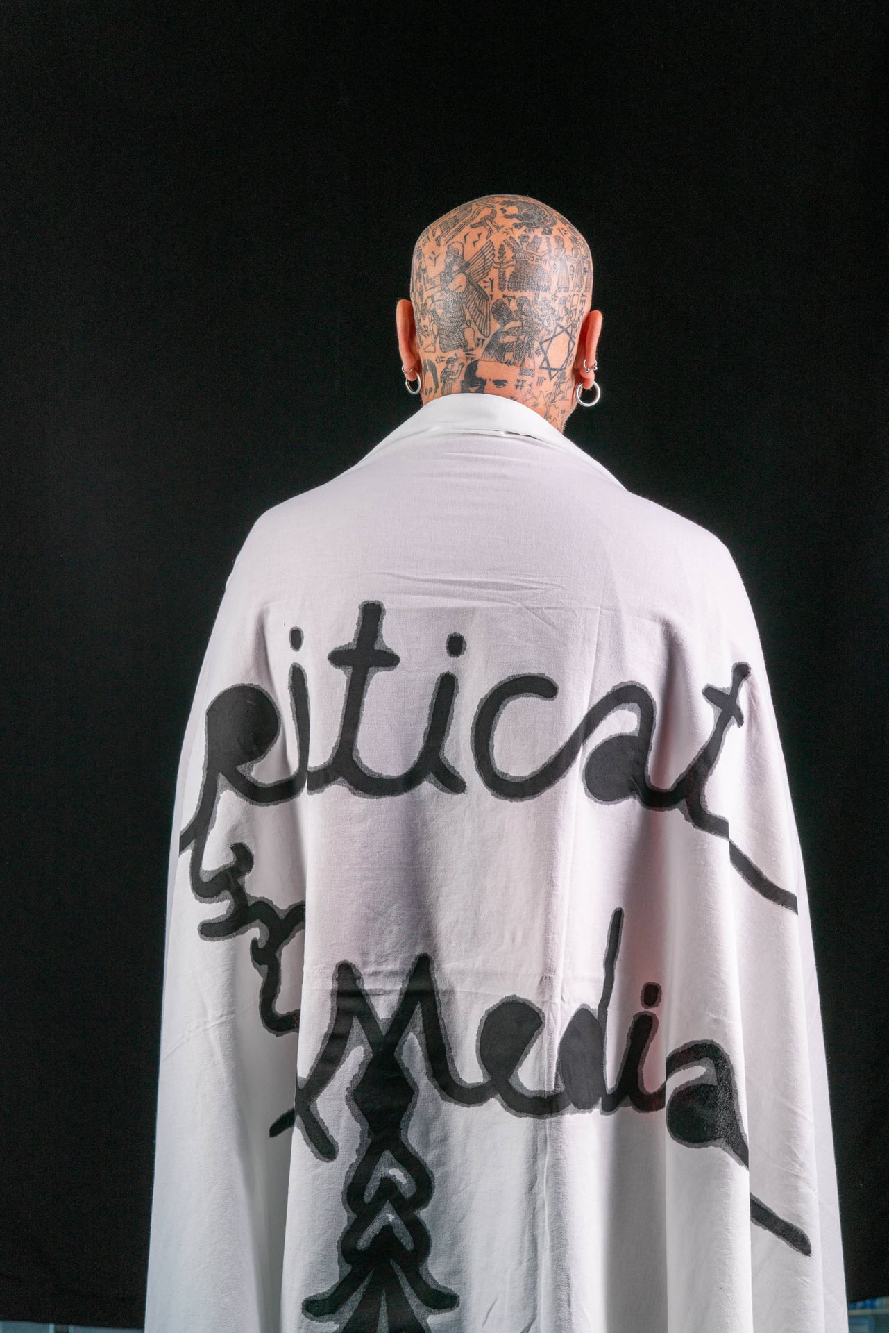 Babi Badalov - Make Riot not War