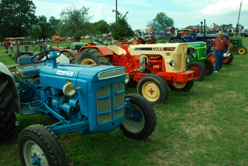 Festival National des Vieilles Mécaniques de Montcléra