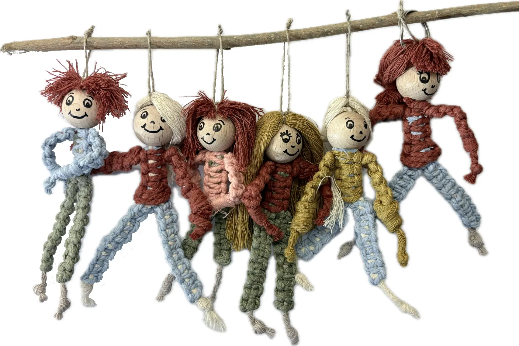 La vie du parvis - "Figurines en macramé"