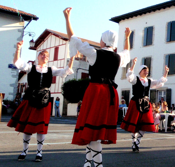 Spectacle de danses folkloriques basques