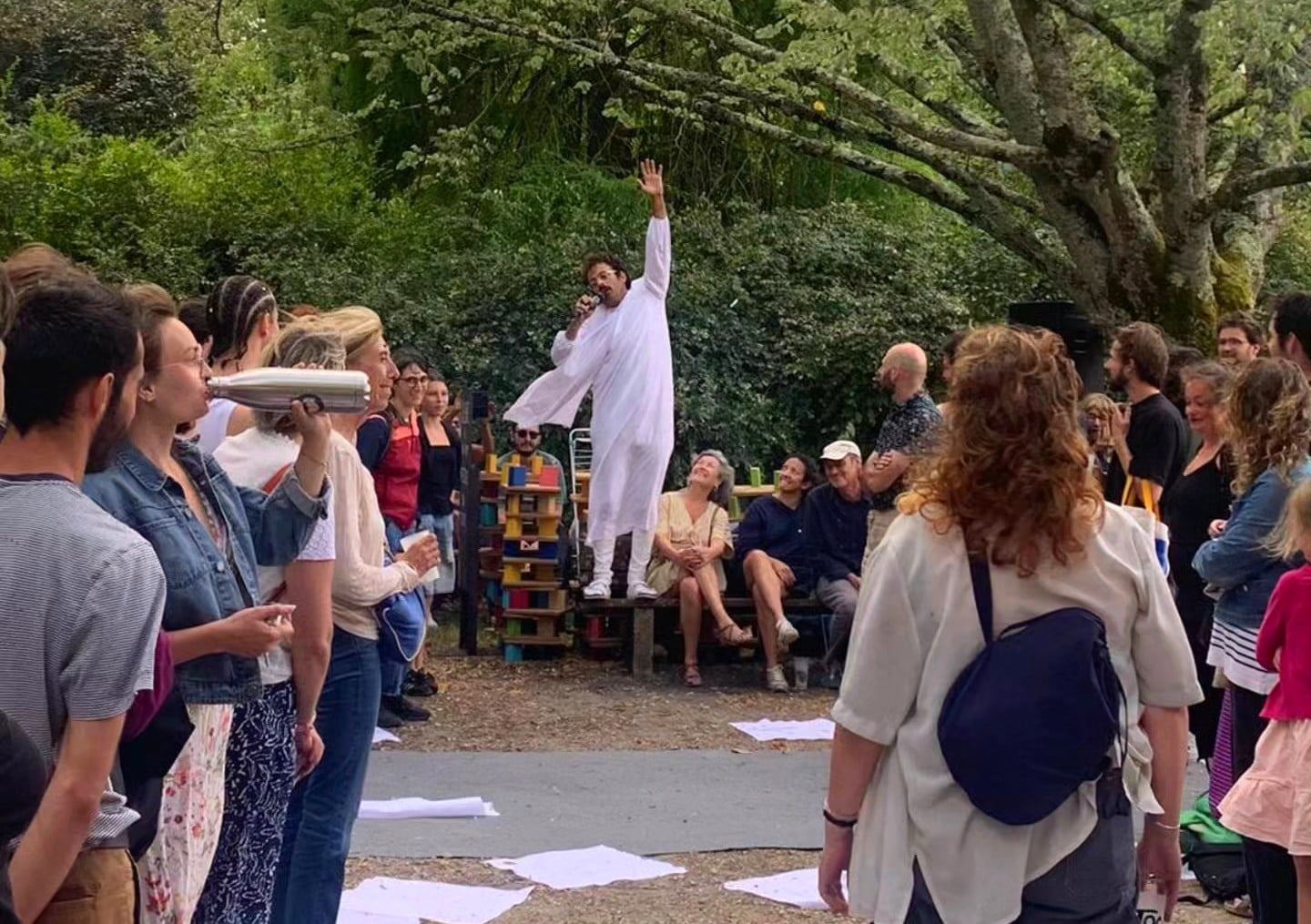 Théâtre de rue et Concert par "La Flambée"