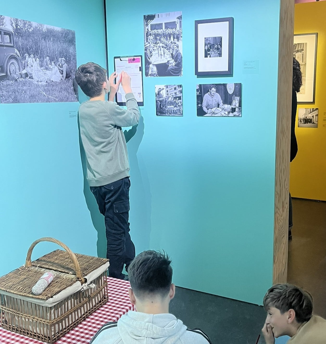 Visite-jeu de l’exposition « Manger à l’œil »