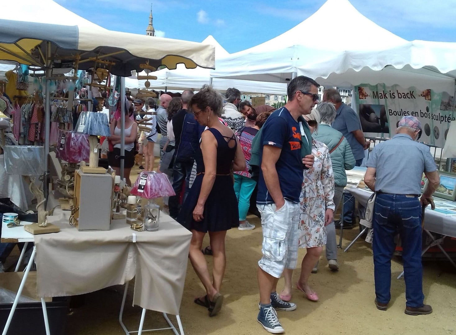 Marché artisanal : le rendez-vous des créateurs