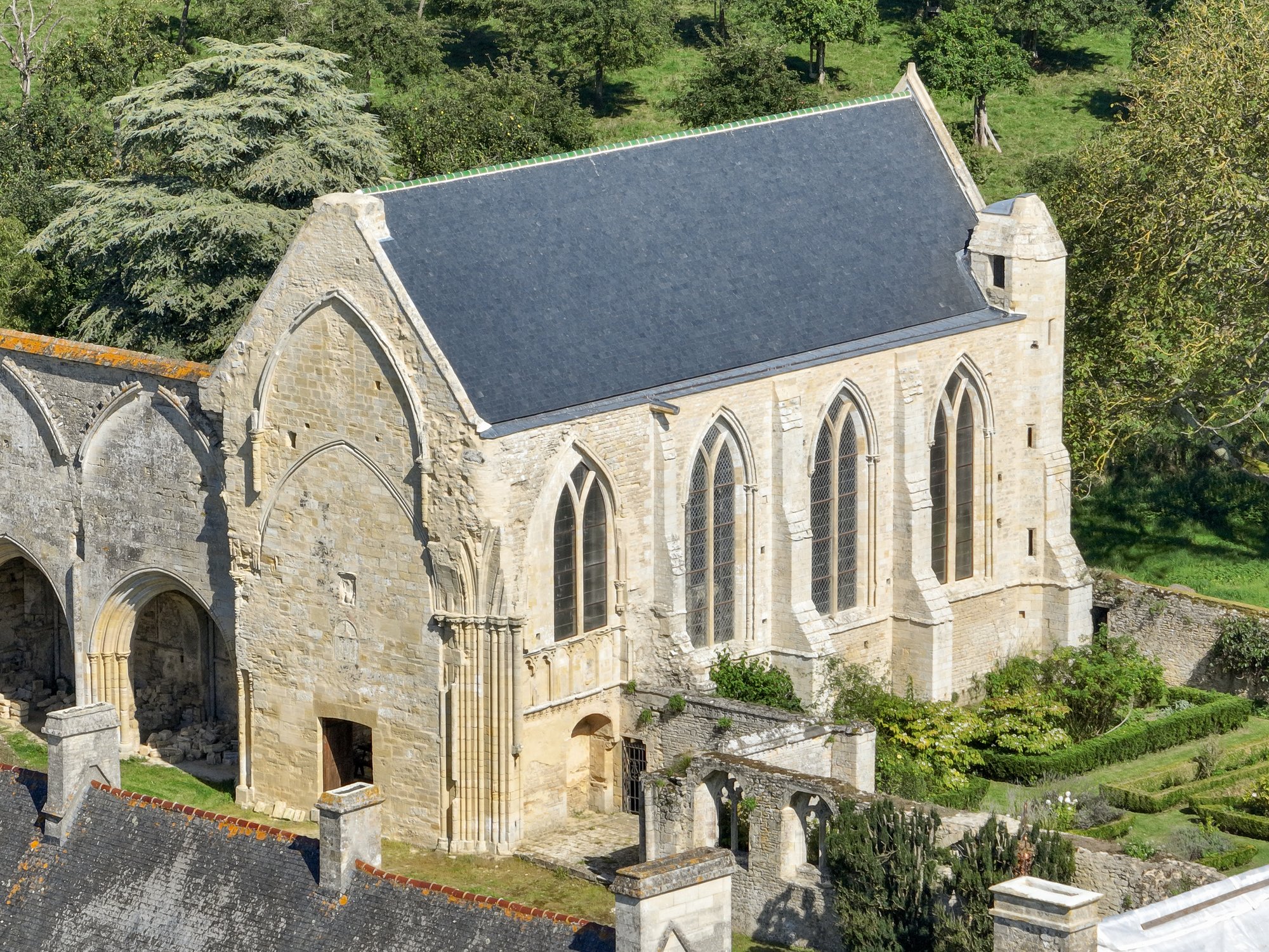 Les Etonnants Patrimoines : Les 7 secrets du moine Benoit