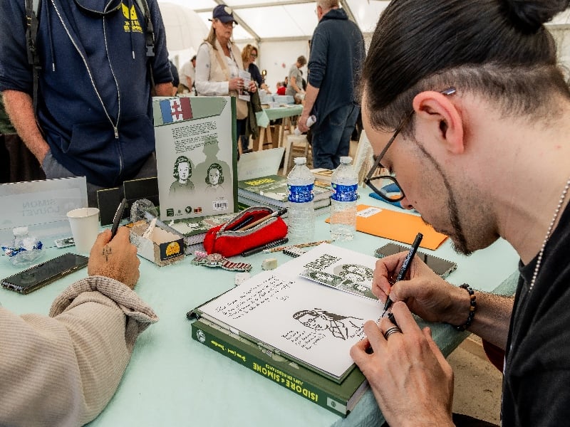 Dédicaces de la BD « John Steele, le para de Sainte-Mère-Église »